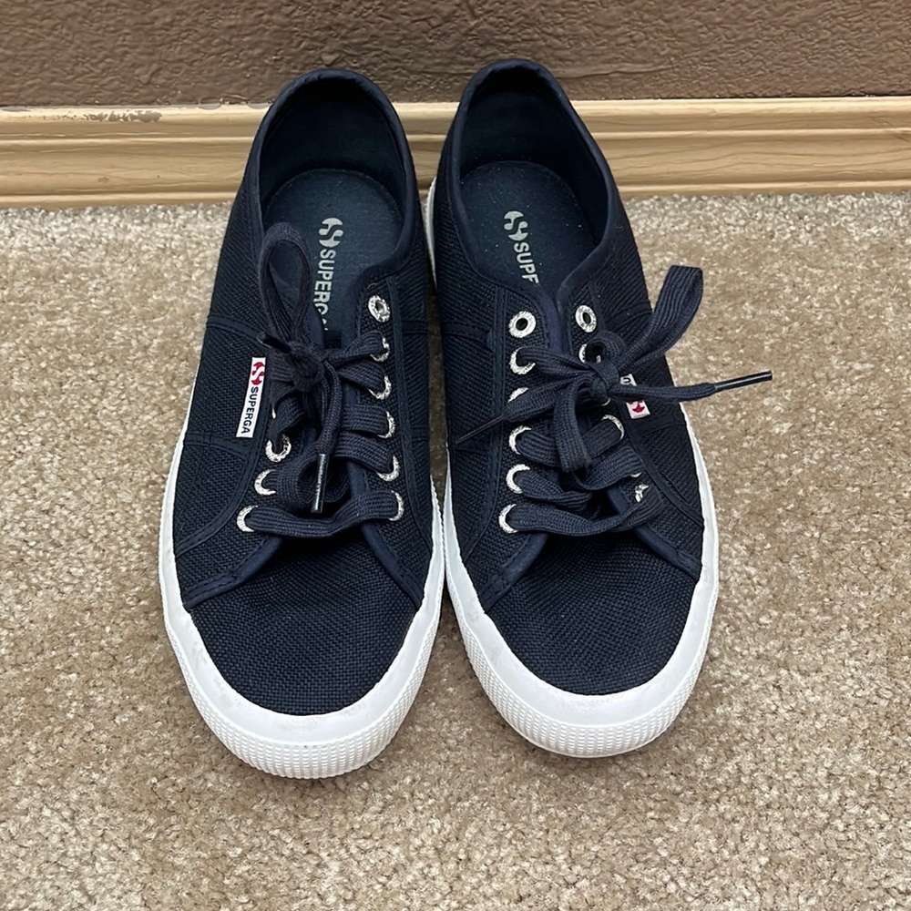 Superga women shoes. Size 8.5. Navy blue.